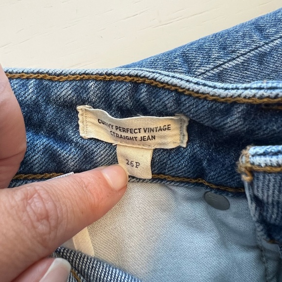 Madewell | Curvy Perfect Vintage Straight Jean, Size 26 Petite - Picture 3 of 5